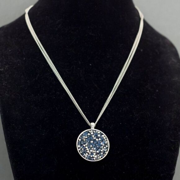 Kenneth Cole Necklace Blue Silver Tone Beaded Round Pendant 18 Inch Double Chain - Picture 8 of 11